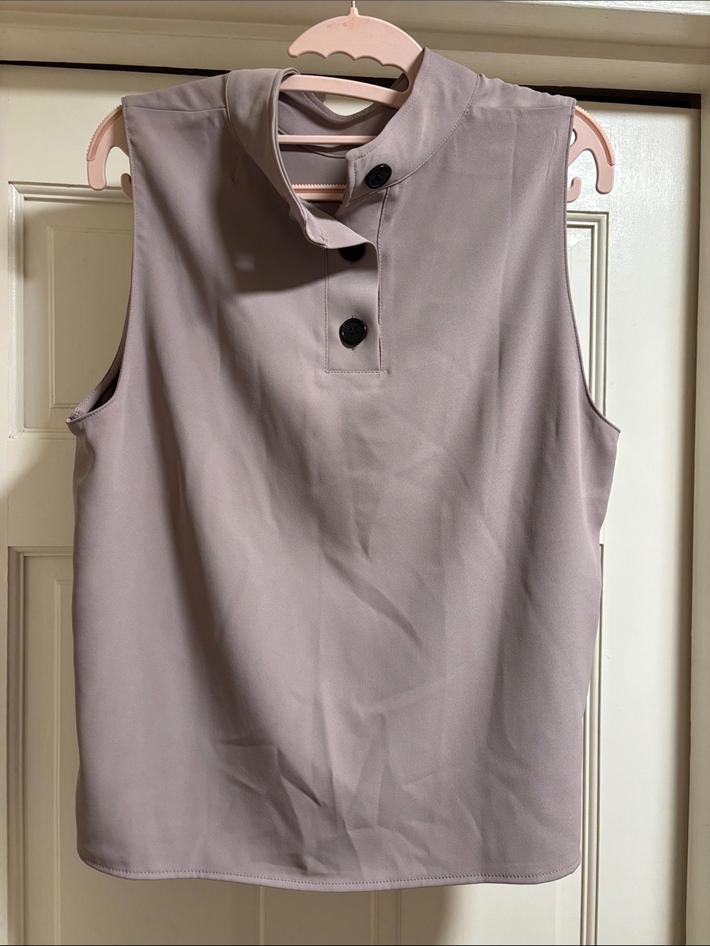 MELLODAY Sleeveless Mock Neck Button Tank in Dusty Mauve